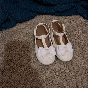 3 for $20 Beautiful iridescent Stepping Stones shoes